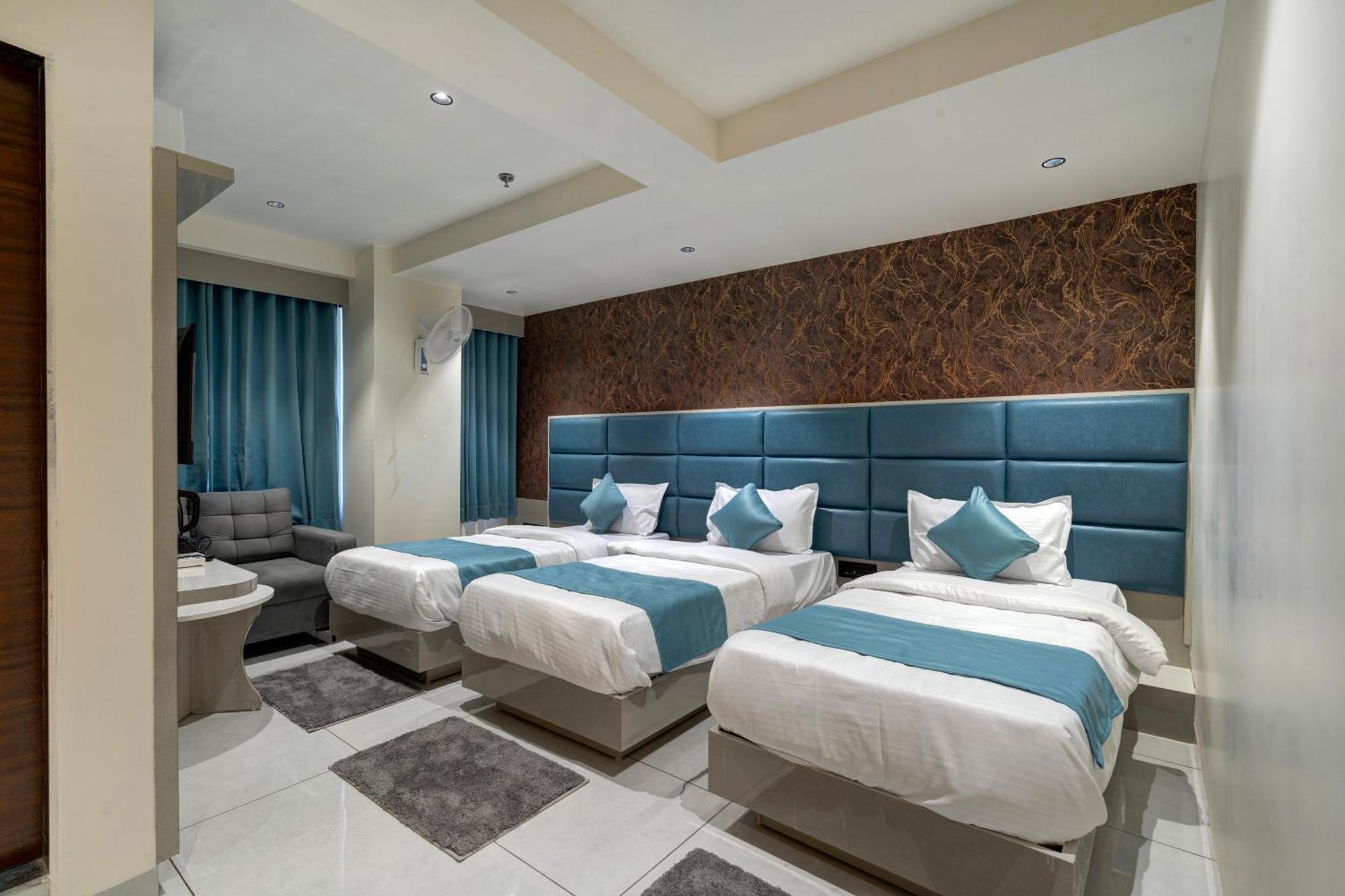 Hotel Shrimad Villa Гандинагар Экстерьер фото
