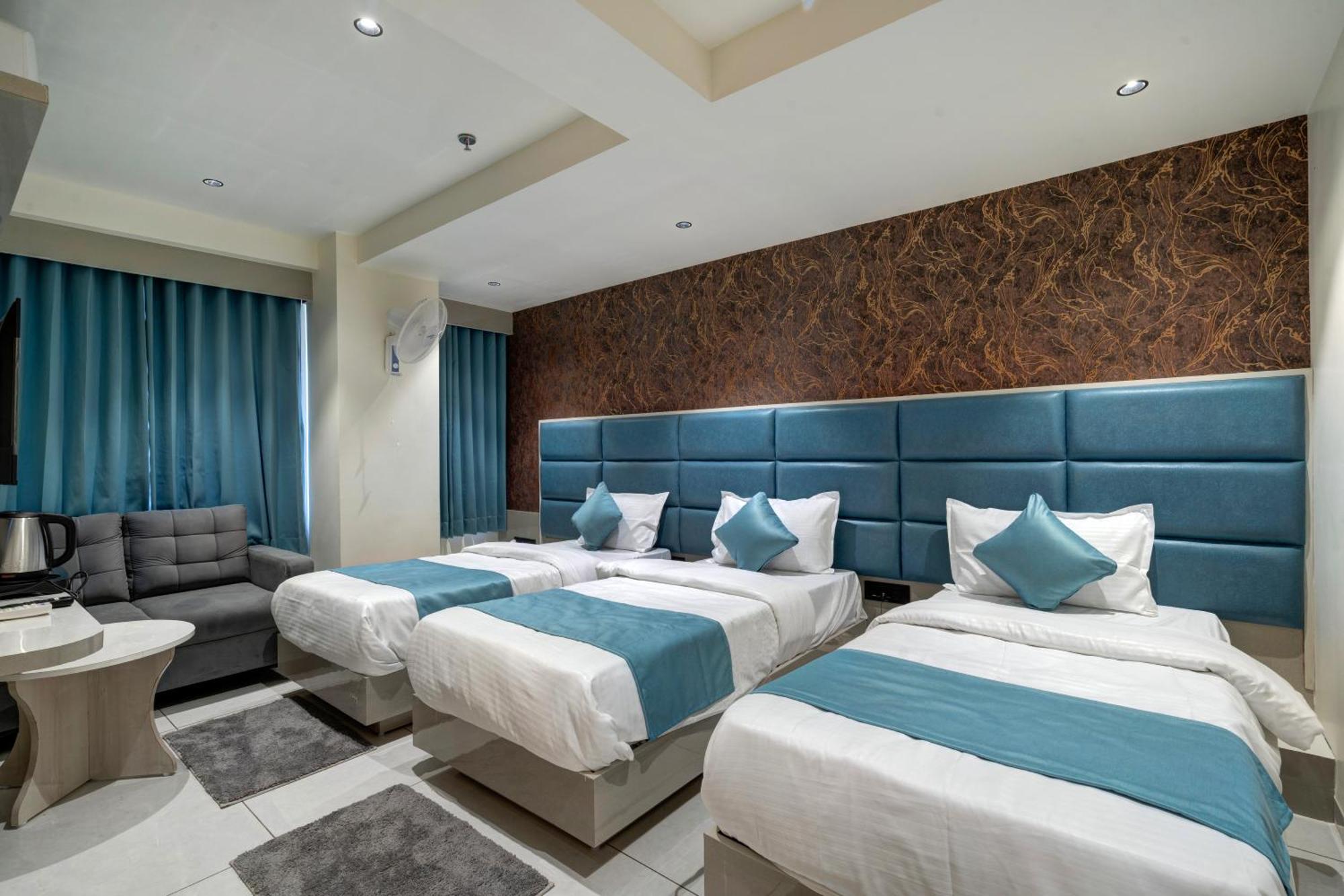 Hotel Shrimad Villa Гандинагар Экстерьер фото