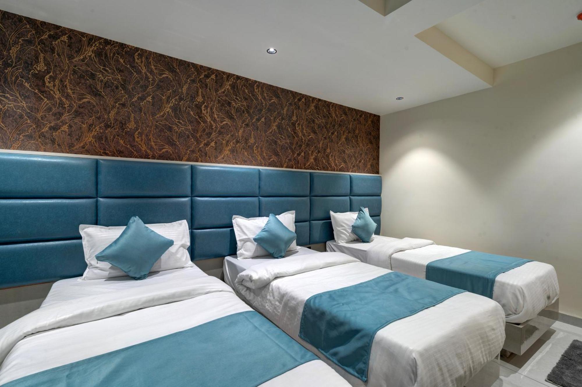Hotel Shrimad Villa Гандинагар Экстерьер фото
